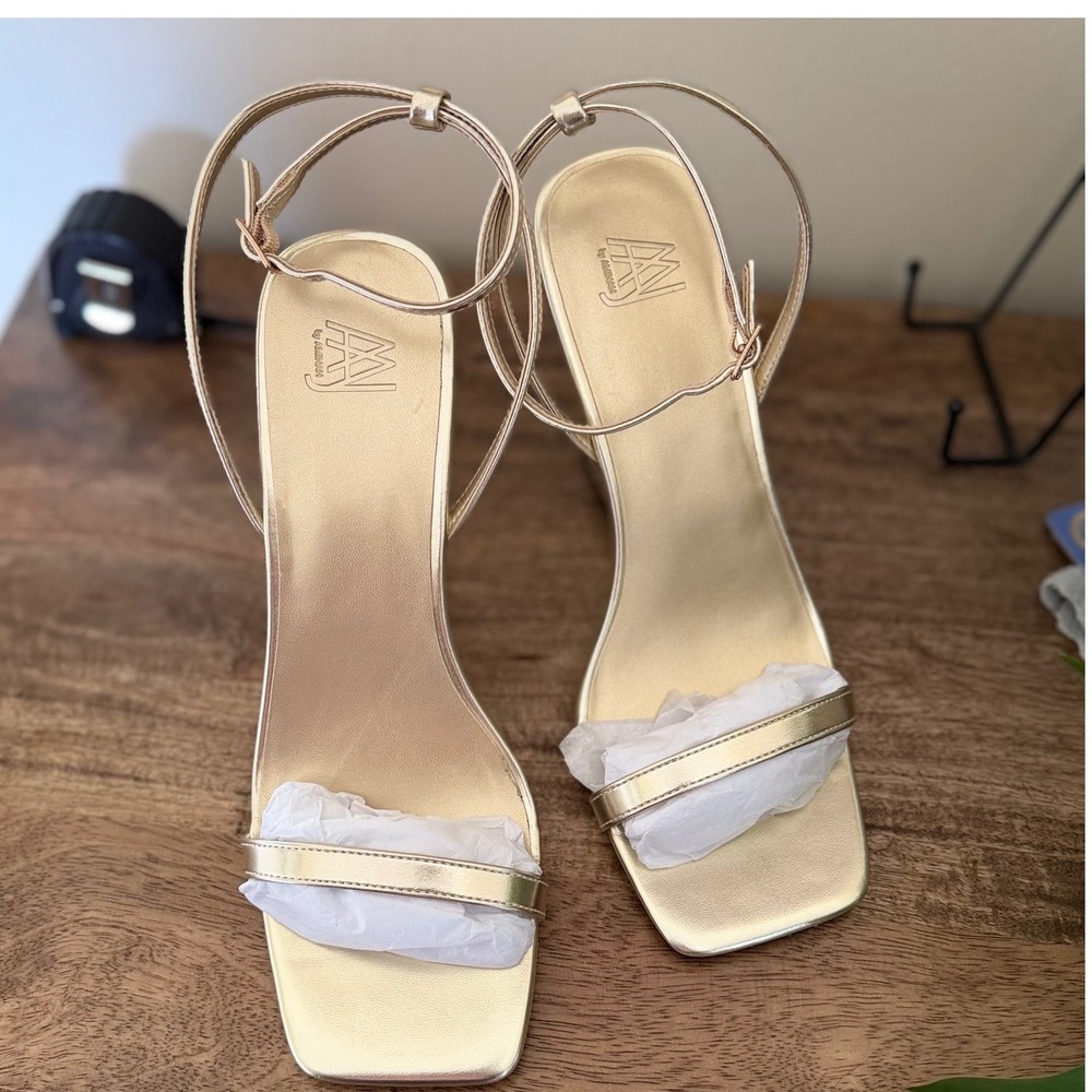 AJ by Aminah Lunaheel Sandal Women 8.5 Gold Metallic Sculptural Wedge Square Toe